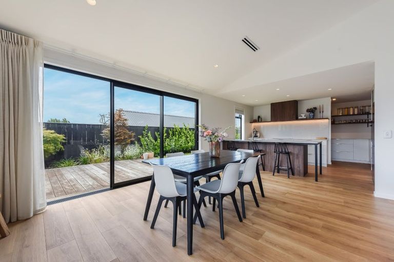 Photo of property in 5 Safre Place, Mapua, 7005