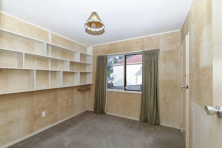 Photo of property in 5 Luanda Drive, Ranui, Auckland, 0612