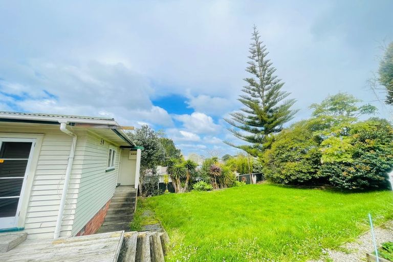 Photo of property in 2/12 Christmas Road, Manurewa, Auckland, 2102