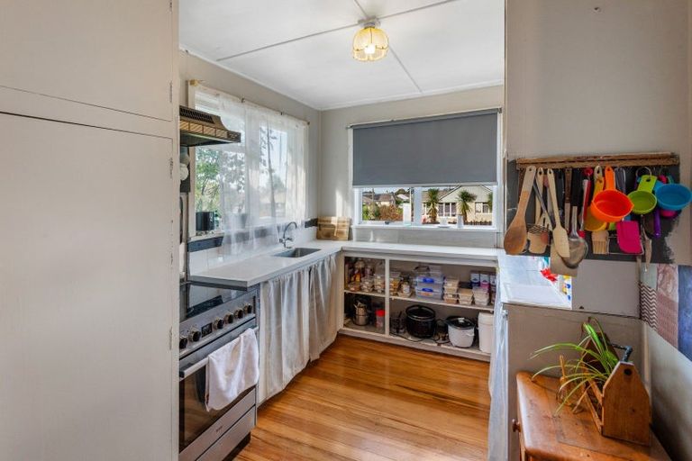Photo of property in 18 Mclean Street, Oamaru North, Oamaru, 9400