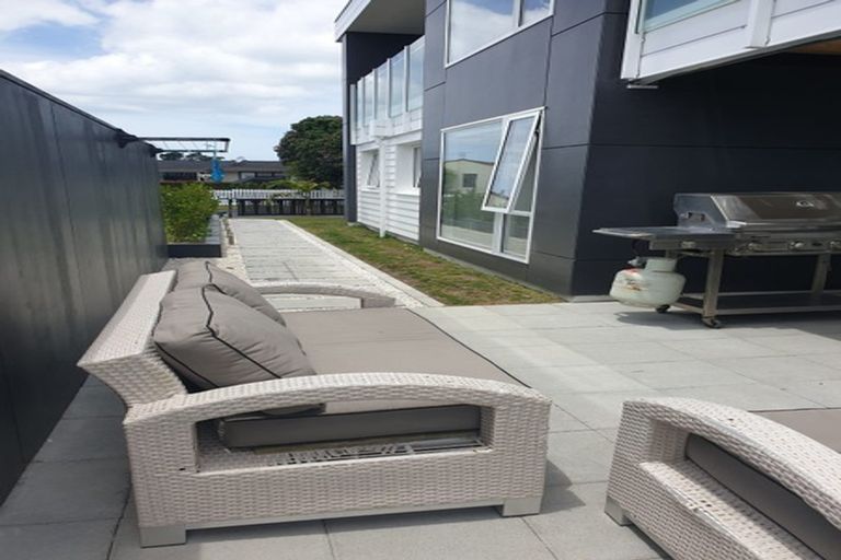 Photo of property in 43 Rosario Crescent, Red Beach, 0932