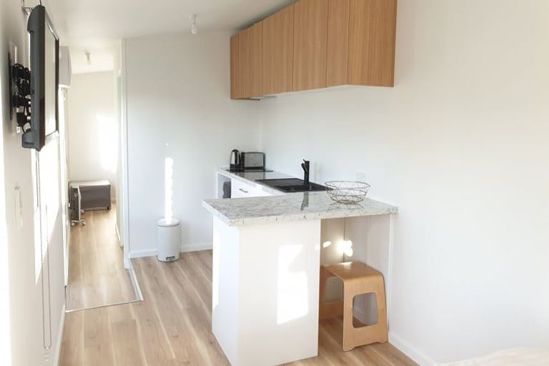 Photo of property in 122 Constable Street, Newtown, Wellington, 6021