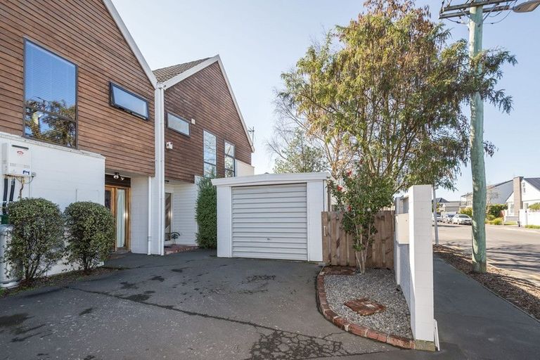 Photo of property in 1 Winchester Street, Merivale, Christchurch, 8014