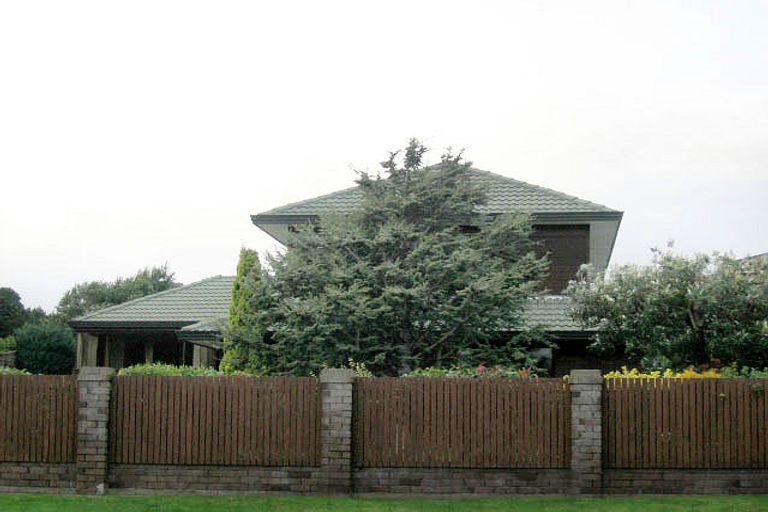 Photo of property in 38 Manly Street, Paraparaumu Beach, Paraparaumu, 5032