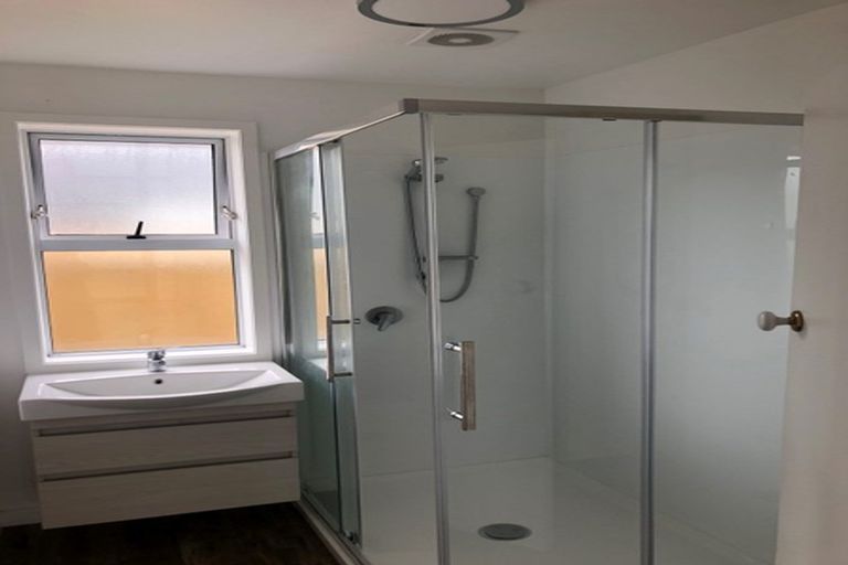 Photo of property in 865 Ferry Road, Woolston, Christchurch, 8023