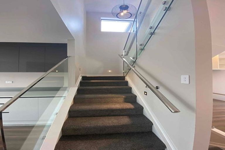 Photo of property in 24 Bendridge Street, Flat Bush, Auckland, 2019