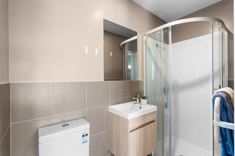 Photo of property in 21b Montclare Avenue, Ilam, Christchurch, 8041