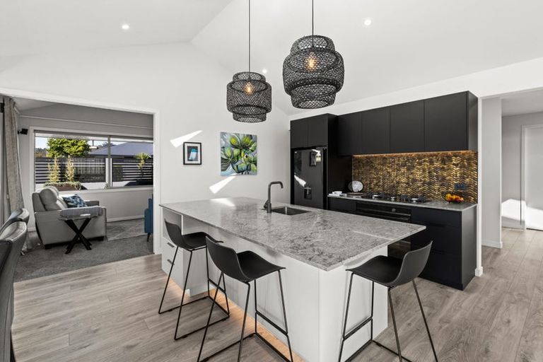 Photo of property in 143 Arataki Road, Havelock North, 4130