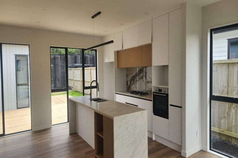 Photo of property in 12 Rongoa Maori Way, Pukekohe, 2120