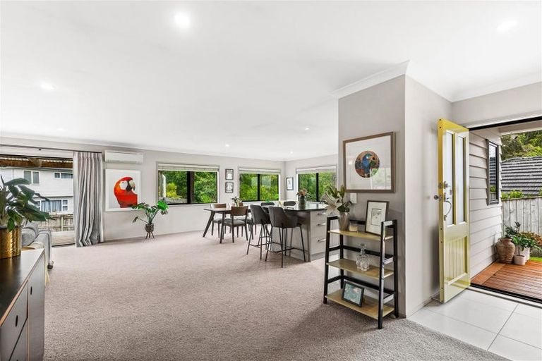 Photo of property in 7 Wautaiti Drive, Riverhead, 0820