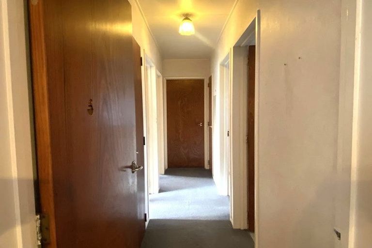 Photo of property in 19 Saint Clair Street, Takapau, 4203