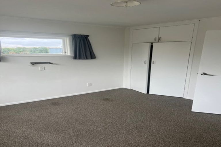 Photo of property in 12 Michelle Place, Mangere, Auckland, 2022