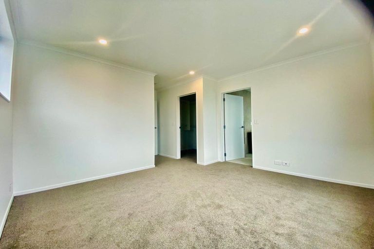 Photo of property in 40 Samuel Marsden Place, Whenuapai, 0618