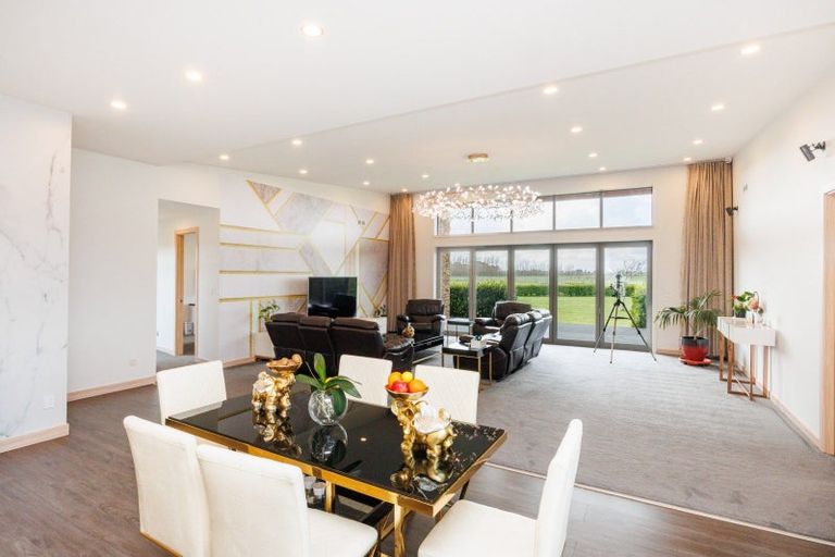 Photo of property in 171 Oroua Road, Kairanga, Palmerston North, 4475