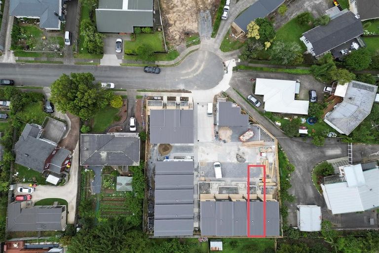 Photo of property in 13/13 Grove Lane, Pakuranga, Auckland, 2010