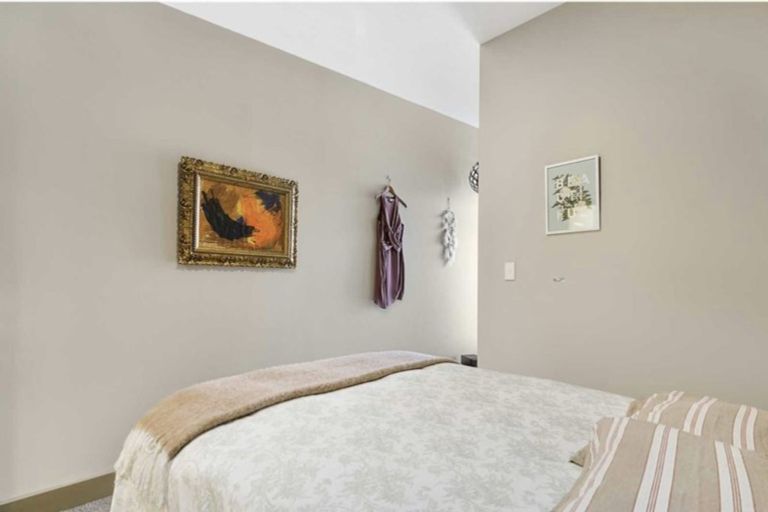 Photo of property in Canvas Apartments, 18/307u Willis Street, Te Aro, Wellington, 6011
