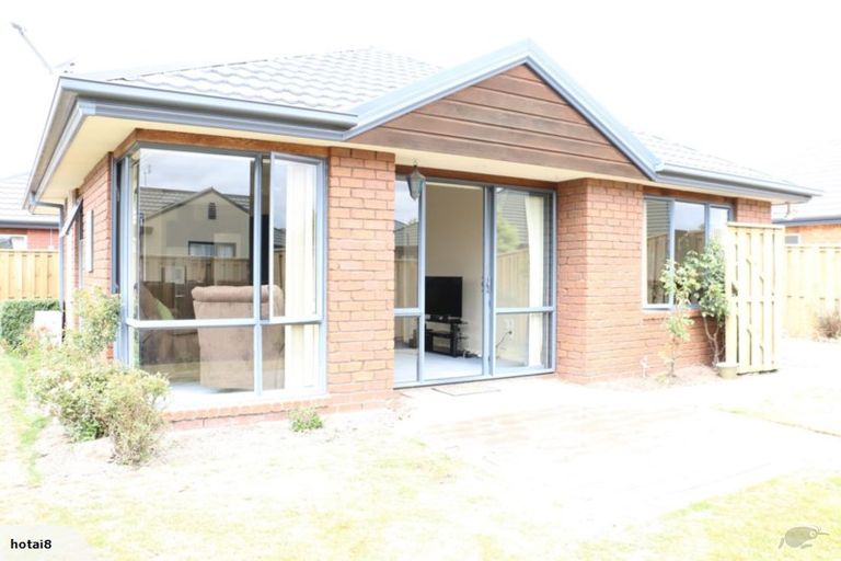 Photo of property in 6 Mahlet Street, Northwood, Christchurch, 8051