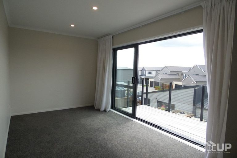 Photo of property in 188 Hobsonville Point Road, Hobsonville, Auckland, 0616