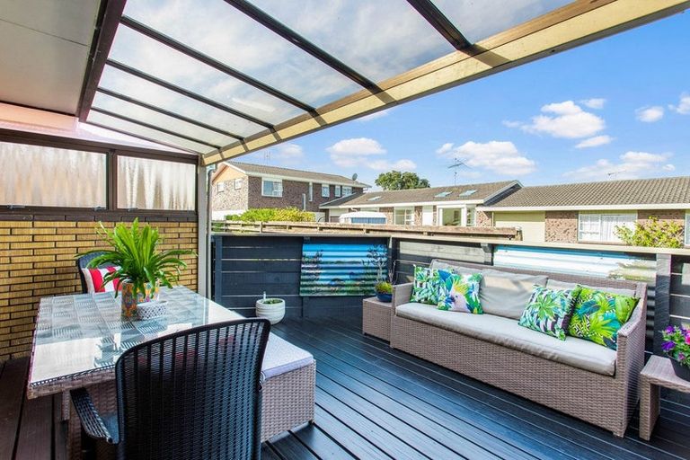 Photo of property in 23a Riverside Road, Orewa, 0931