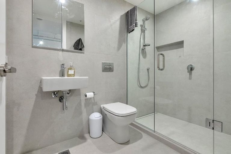 Photo of property in 17g Albert Street, Palmerston North, 4414