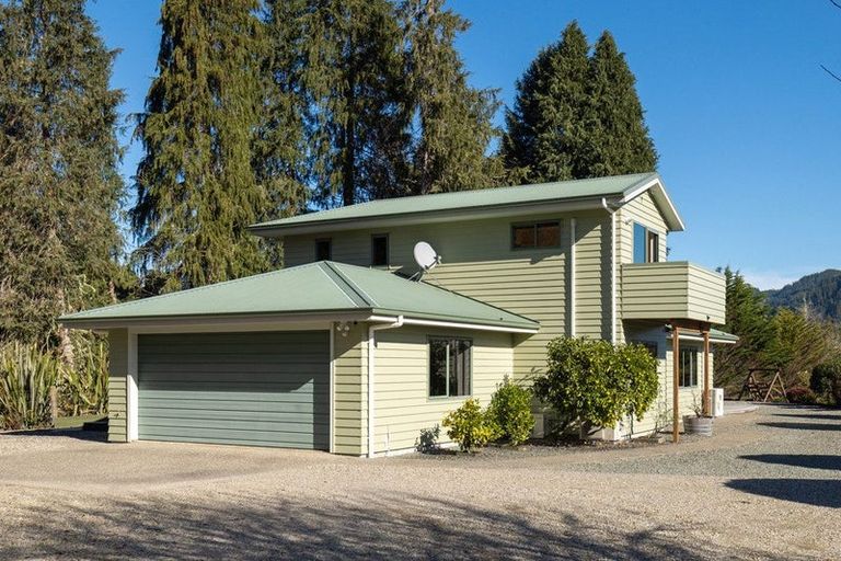 Photo of property in 841 Waiwhero Road, Ngatimoti, Motueka, 7196