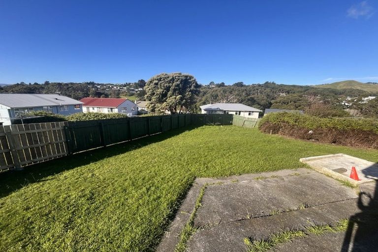 Photo of property in 3 Beauzami Crescent, Ascot Park, Porirua, 5024