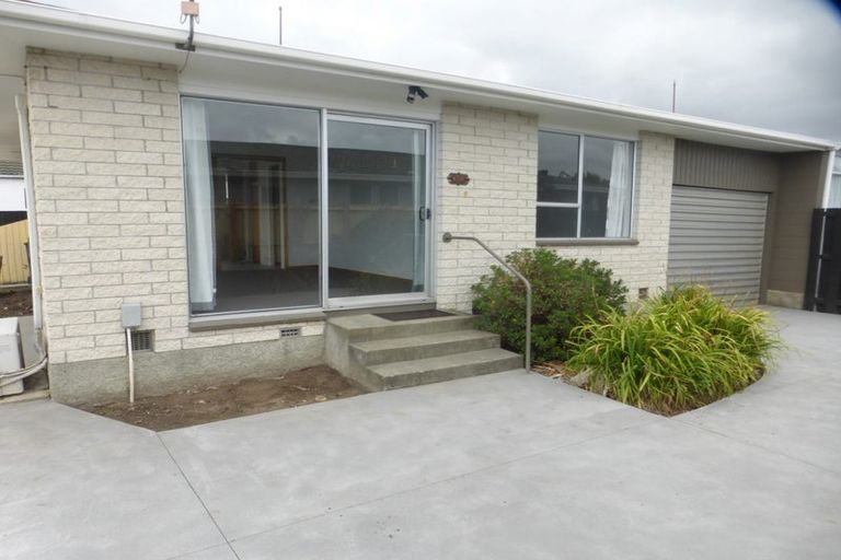 Photo of property in 24 Bayswater Crescent, Bromley, Christchurch, 8062