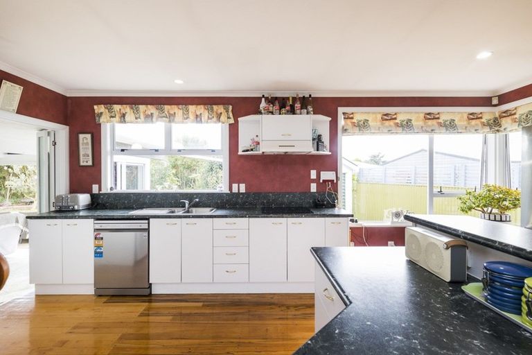 Photo of property in 19 Paisley Street, Awapuni, Palmerston North, 4412