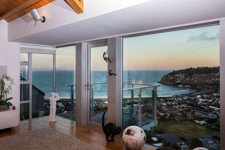 Photo of property in 5 Cecil Wood Way, Richmond Hill, Christchurch, 8081