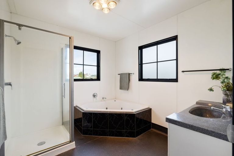 Photo of property in 3 Lexington Place, Shirley, Christchurch, 8061