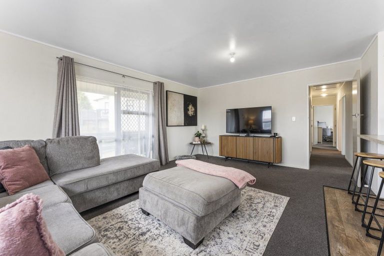 Photo of property in 42 Fraser Drive, Feilding, 4702