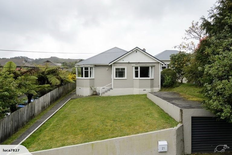 Photo of property in 21 Blakey Avenue, Karori, Wellington, 6012