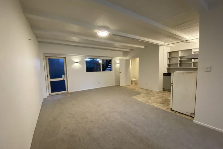 Photo of property in 14a Captain Scott Road, Glen Eden, Auckland, 0602
