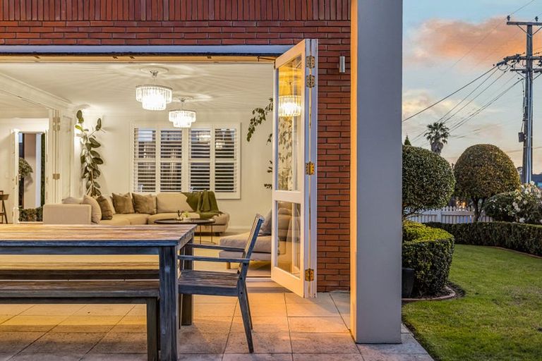 Photo of property in 8 Hororata Road, Hauraki, Auckland, 0622