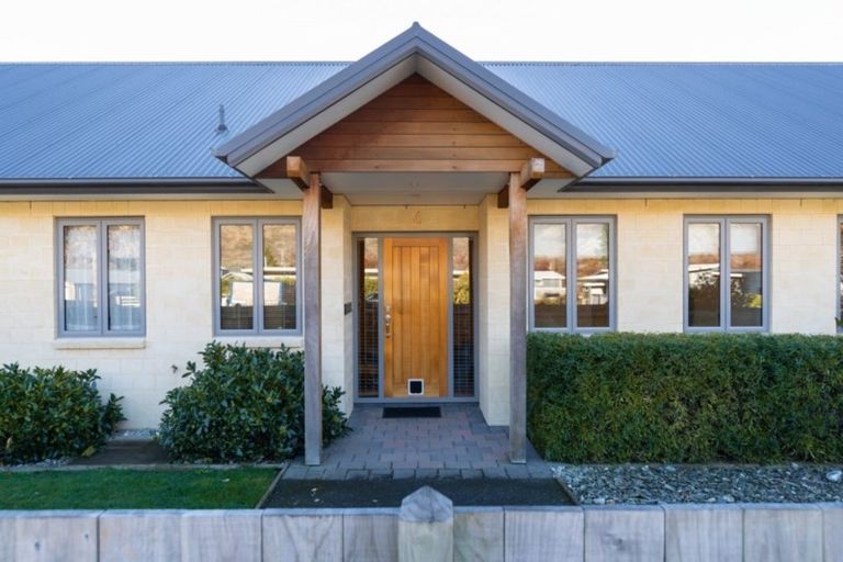 Photo of property in 56 Erskine Street, Lake Hayes, Queenstown, 9304