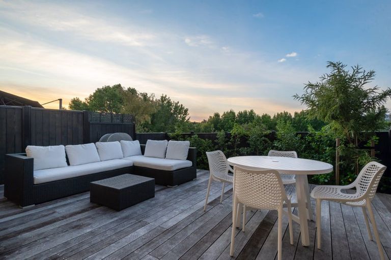 Photo of property in 6 Whetiko Way, Belmont, Auckland, 0622