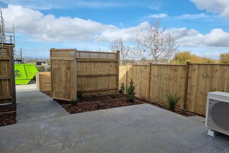 Photo of property in 1d Falabella Lane, Karaka, Papakura, 2113