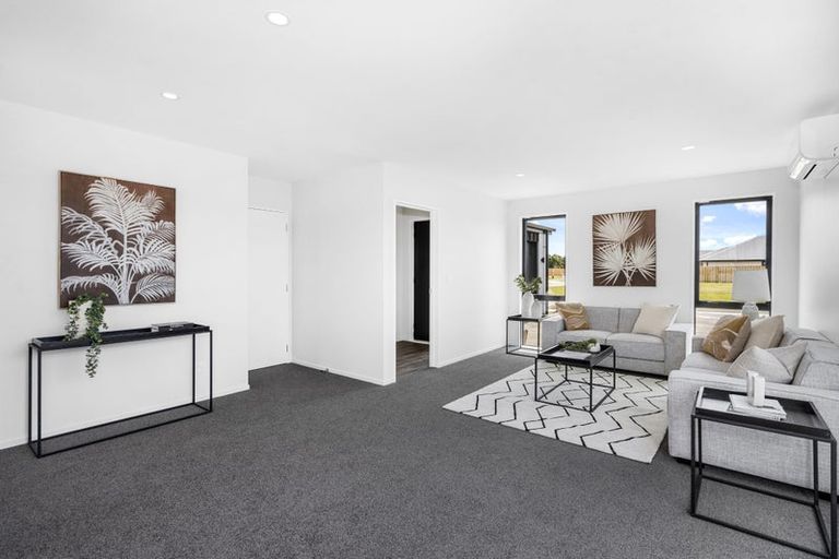 Photo of property in 25 Hanmer Crescent, Rangiora, 7400