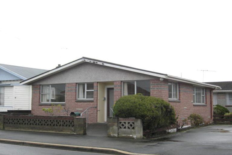 Photo of property in 138 Macandrew Road, South Dunedin, Dunedin, 9012