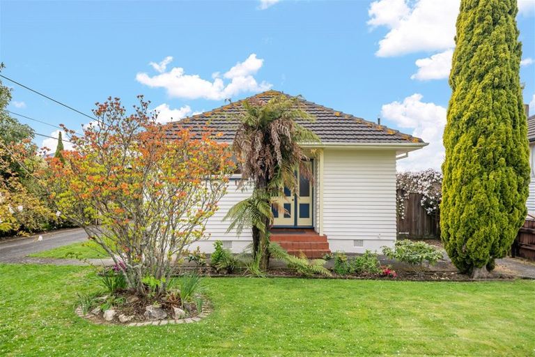 Photo of property in 42 Milton Street, Trentham, Upper Hutt, 5018