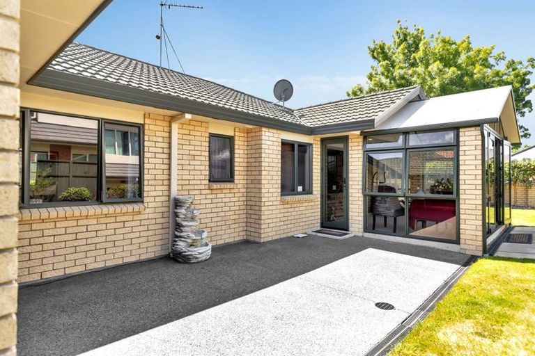 Photo of property in 1 Merlin Close, Huntington, Hamilton, 3210