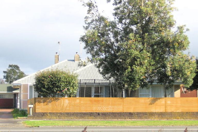 Photo of property in 322 Cambridge Road, Hillcrest, Hamilton, 3216
