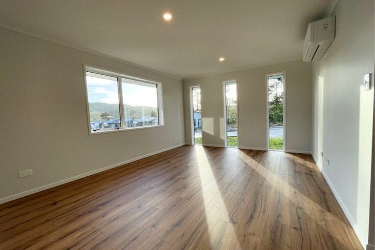 Photo of property in 22 Rongomai Street, Helensville, 0800