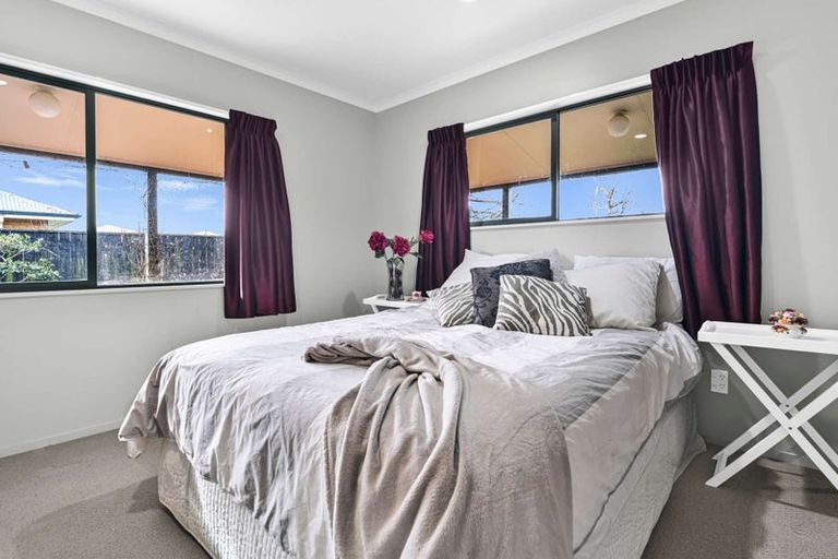 Photo of property in 7 Belgrove Drive, Waipukurau, 4200