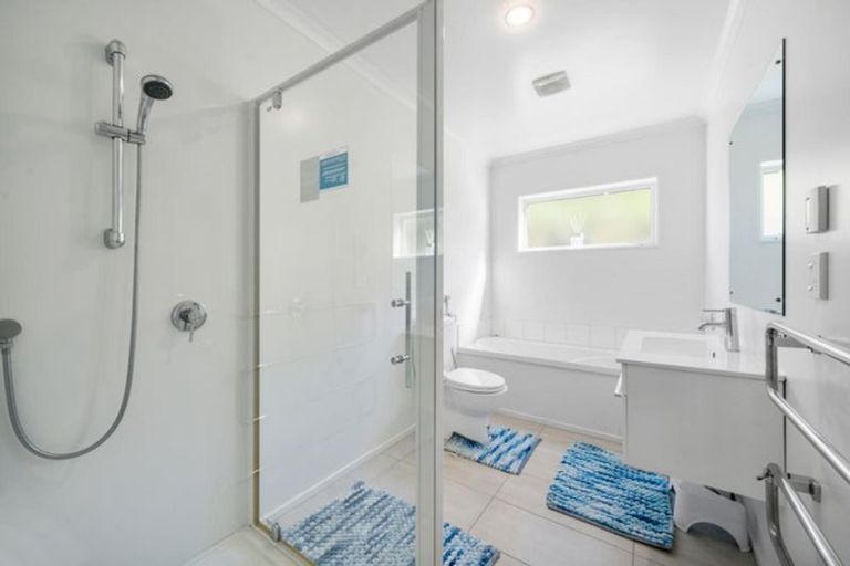 Photo of property in 29 Bickerton Rise, Churton Park, Wellington, 6037