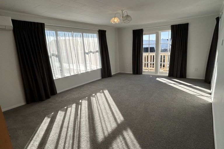 Photo of property in 15 The Anchorage, Whitby, Porirua, 5024