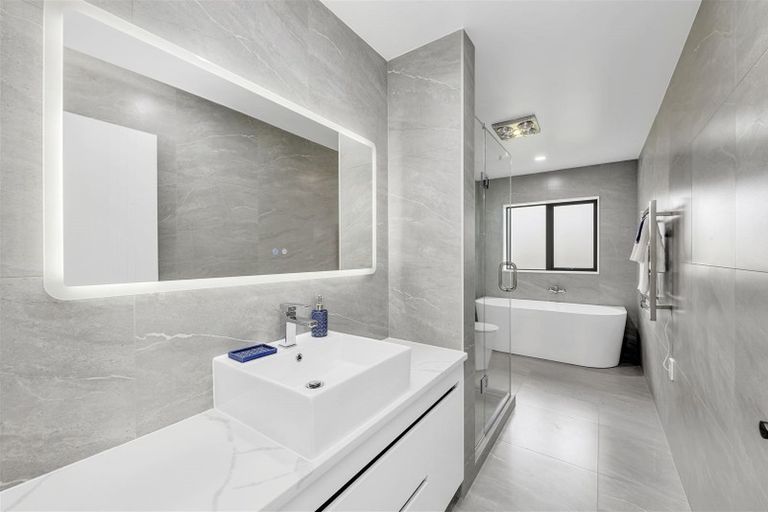 Photo of property in 11 Crossgar Road, Flat Bush, Auckland, 2019