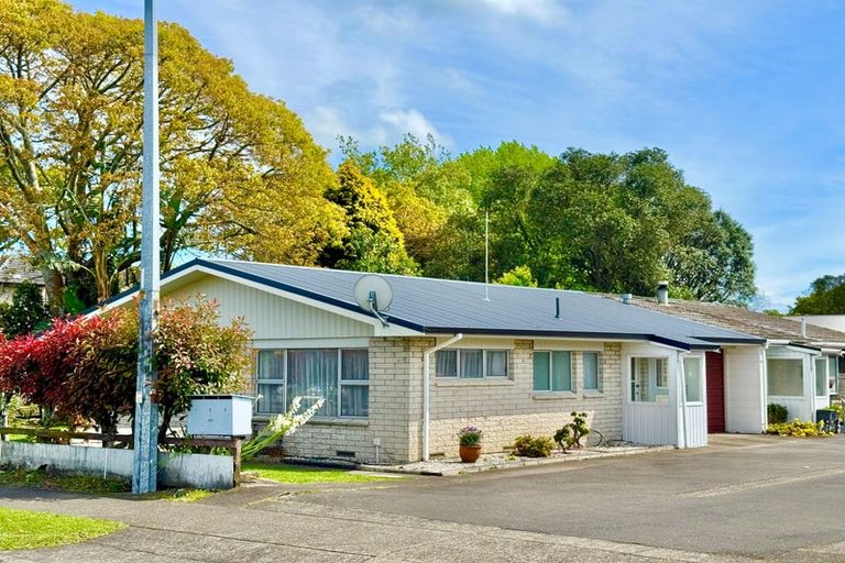 Photo of property in 1/100 Domain Road, Whakatane, 3120