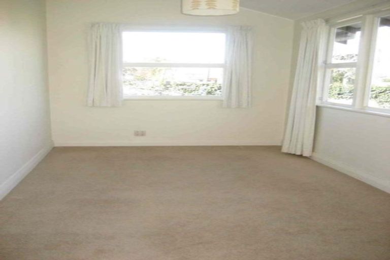 Photo of property in 3 Moeller Street, Taradale, Napier, 4112
