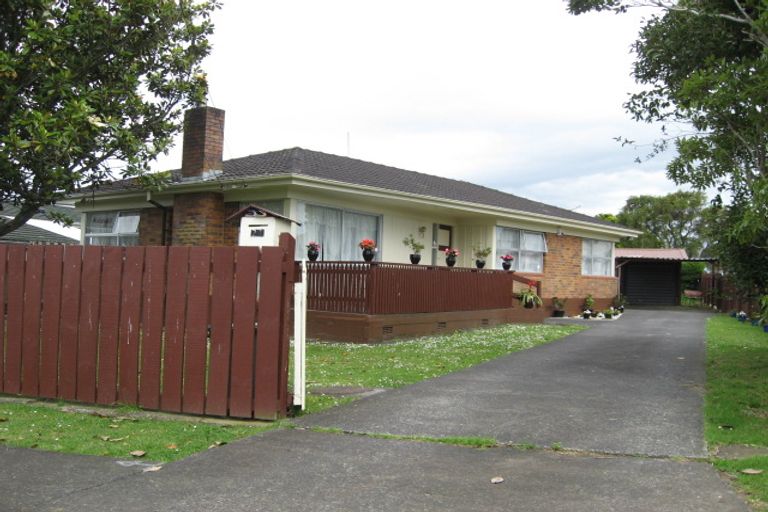 Photo of property in 21 Idlewild Avenue, Mangere, Auckland, 2022